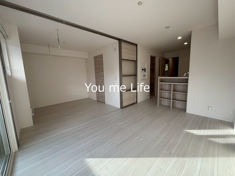 ドムス・クレスト リビング