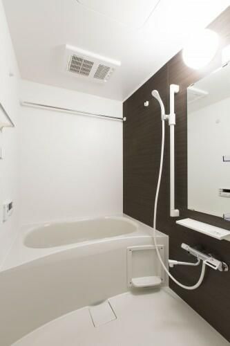 ホワイトアーミン湘南 風呂画像