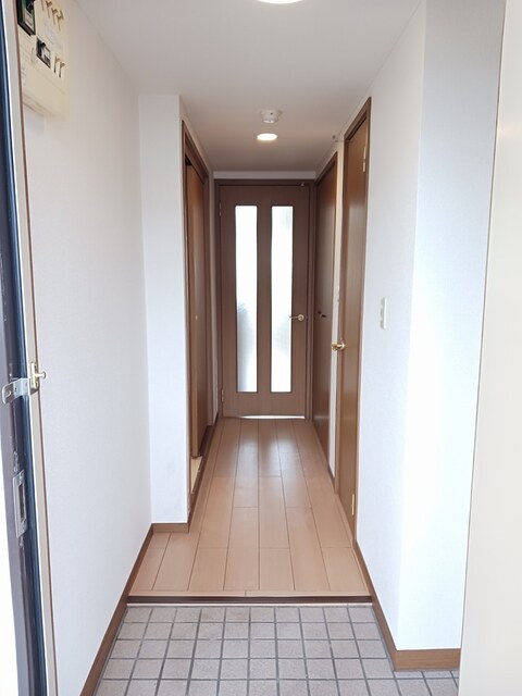 ソレイユ・ルヴァン 玄関