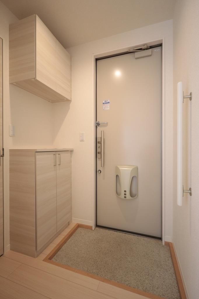 エルマージュ鴨宮 玄関