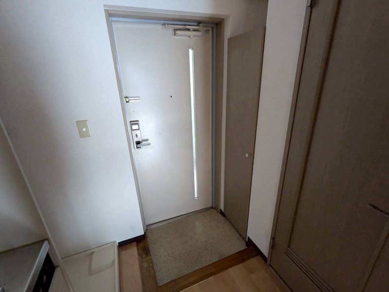 シャルマンハイツＨｏｒｉ 玄関