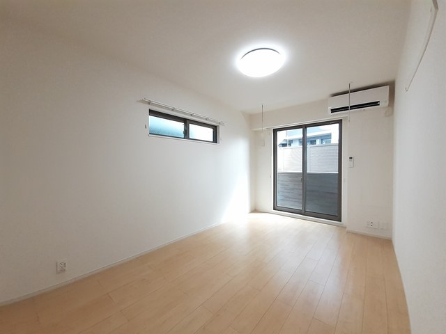 サンアーバン湘南 リビング