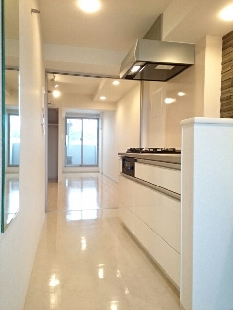 ブランドール湘南 リビング