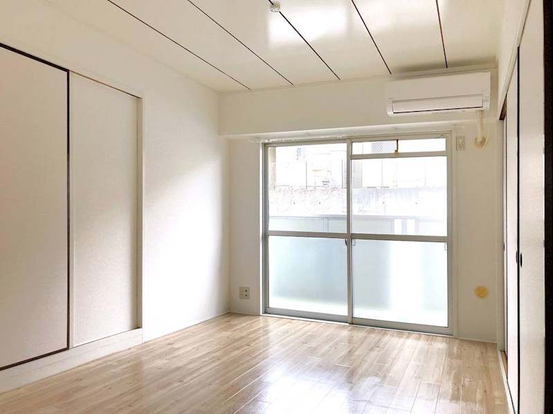 ビレッジハウス亀井野4号棟 リビング