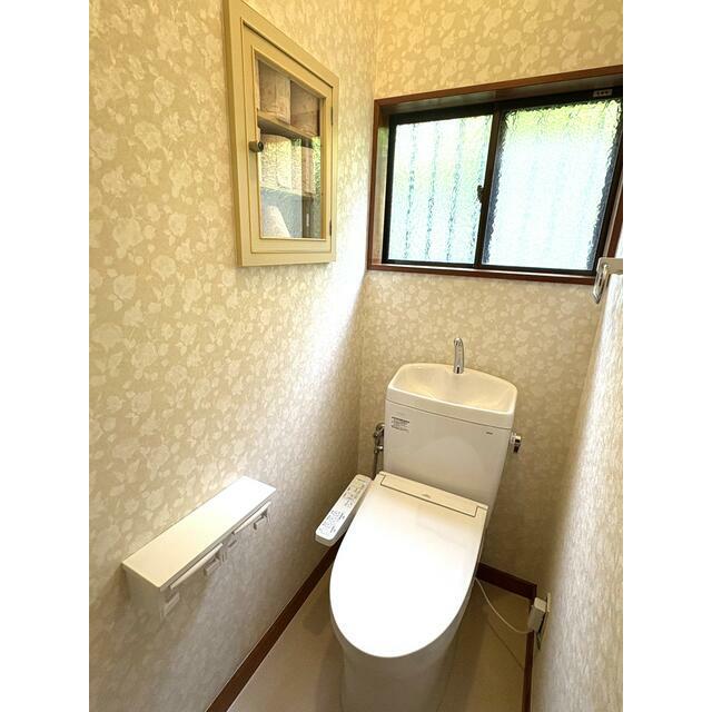 平塚市菫平　２階建 その他1