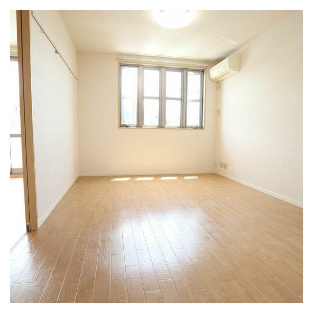 ガーデンヒルズ ベッドルーム