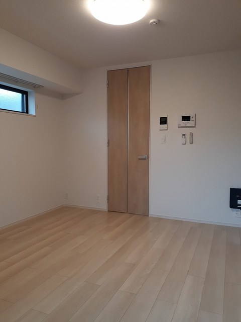 スリール・ダーンジュ その他1