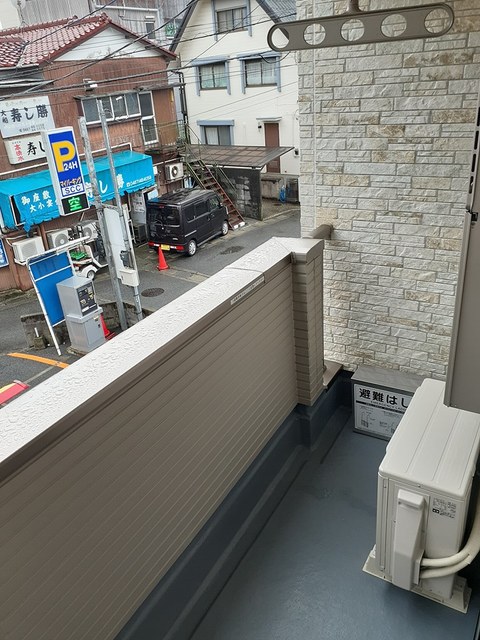 スリール・ダーンジュ ベランダ