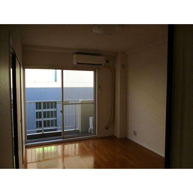 アミニティ栄 リビング