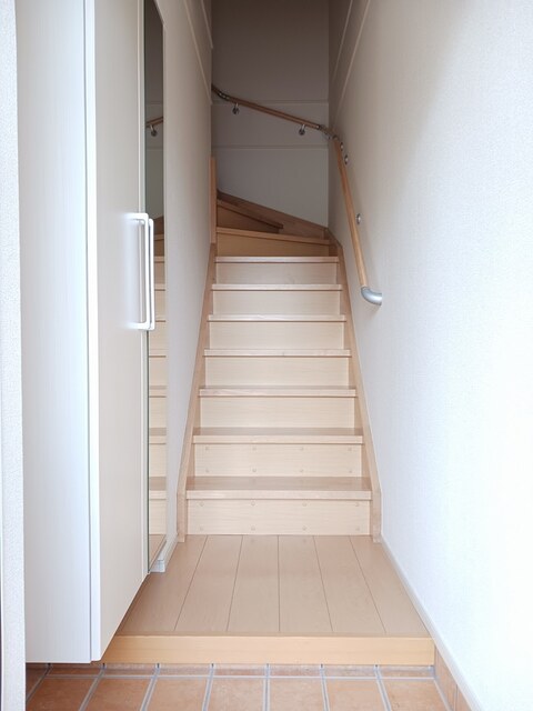 プラシード 玄関