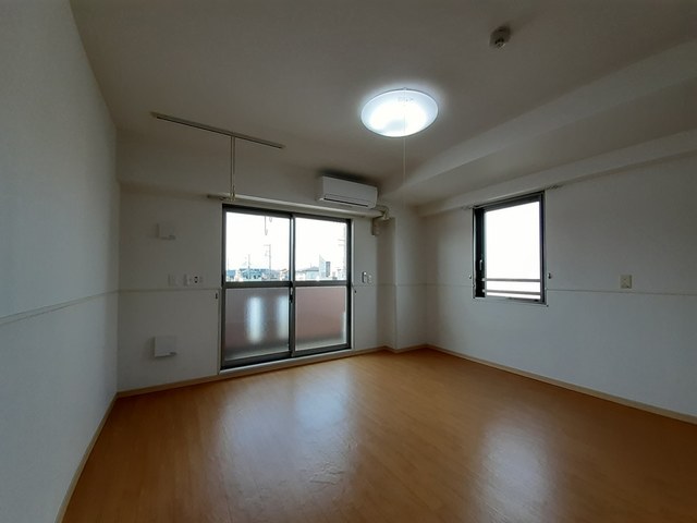 グランベール湘南 リビング