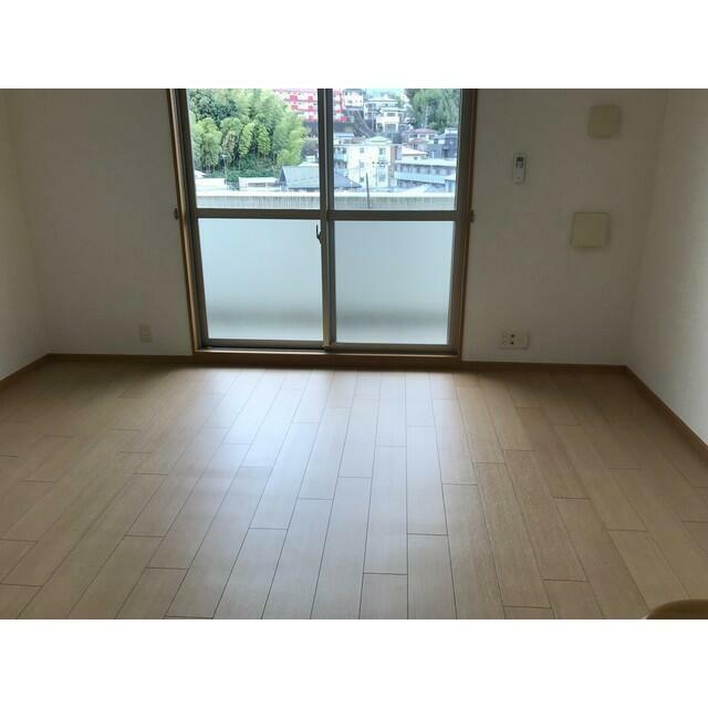 ベルフロースト弐番館 リビング