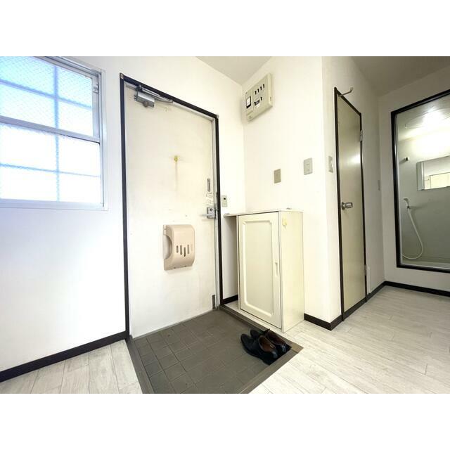 サンライズ湘南 玄関