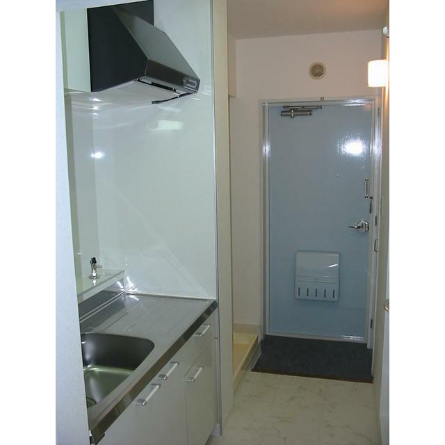 ラポールウチダ 玄関