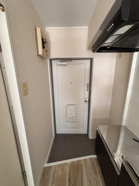 三沢ハイツ 玄関