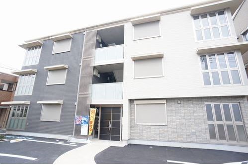 シャトー ルシオール 303号室 外観