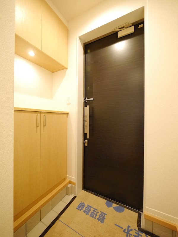 シャトー　ルシオール 玄関