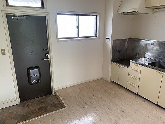 サンハイツ及川 玄関