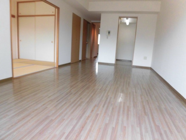 グランジュール港南台 リビング