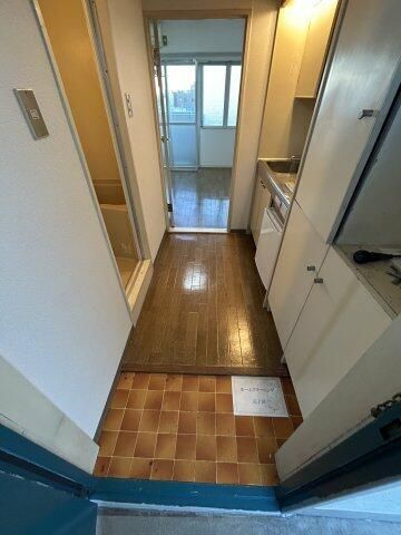 湘南ヒルズ 玄関