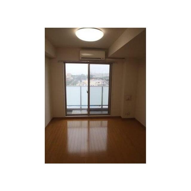 アース湘南台 リビング