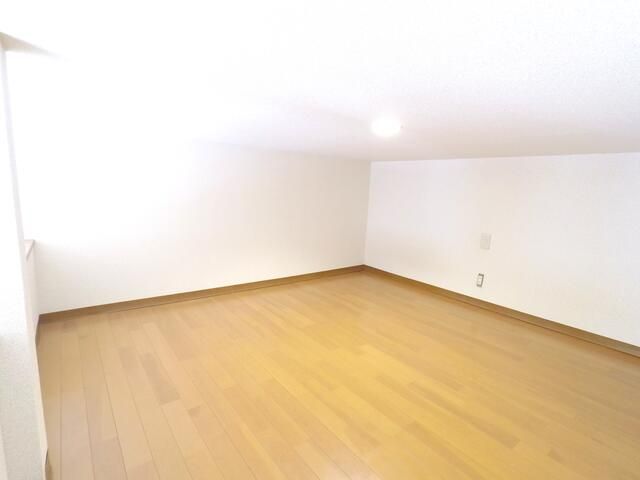 キャンパスコート ベッドルーム