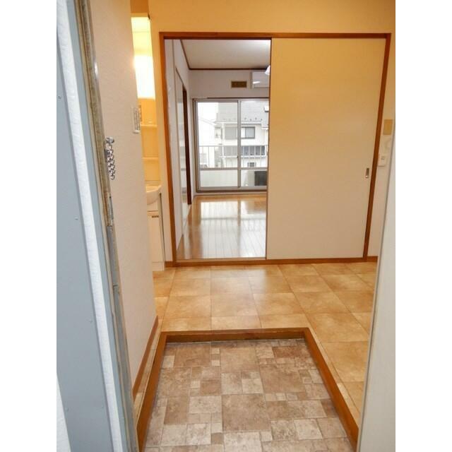 コーポ愛甲 玄関