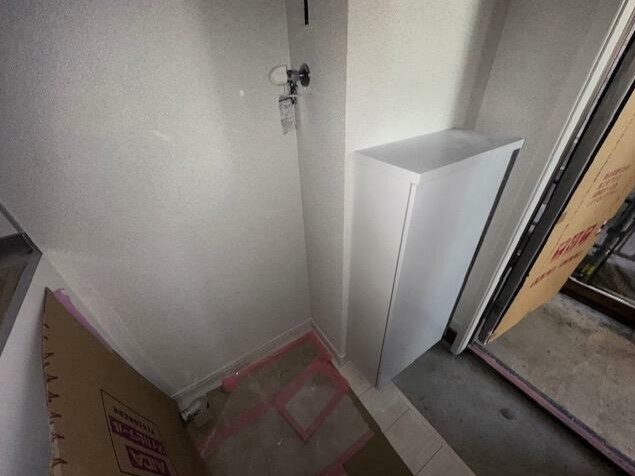 ひなたと春風のラテ 玄関