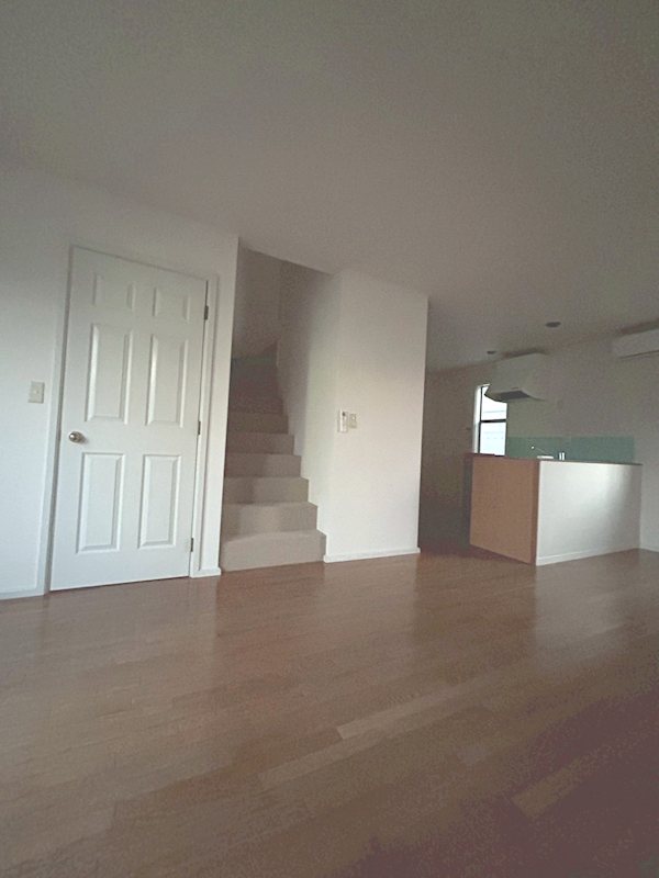 紅が谷テラスハウス リビング