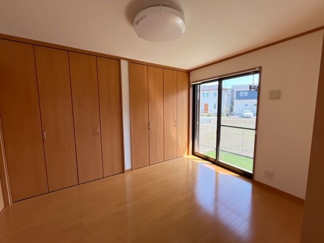 ファミーユＦ ベッドルーム