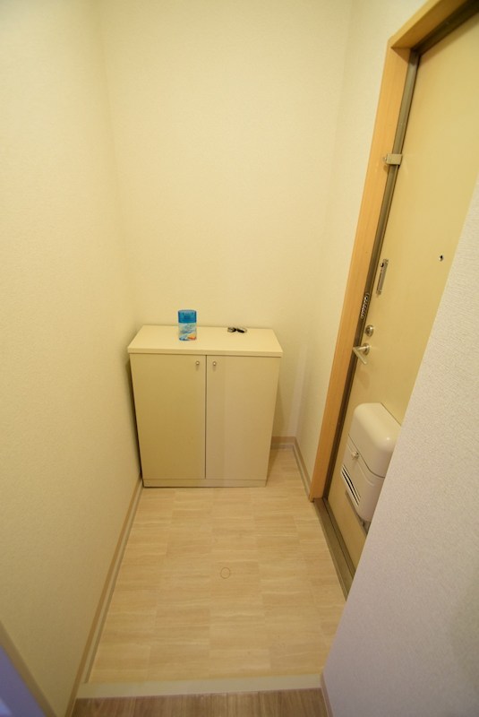 パークサイド清水 玄関