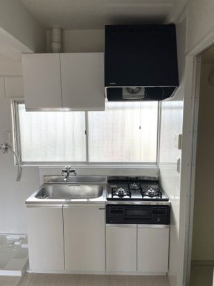 御幸ヶ浜マンション キッチン