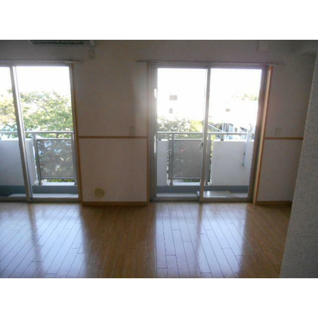 シグナス湘南 リビング