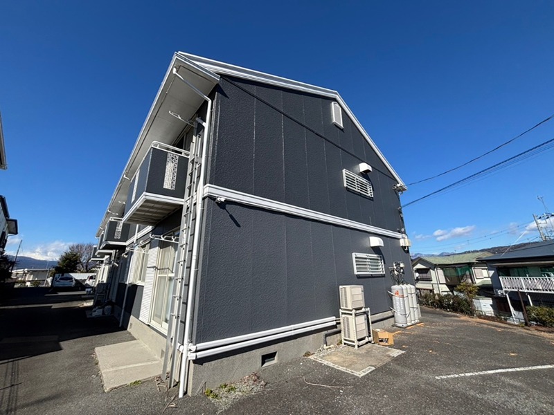 オレンジヒルズ 203号室 外観