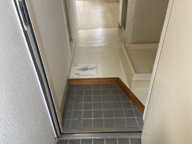 ユーコート本厚木 玄関