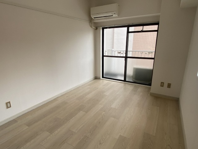 ユーコート本厚木 リビング