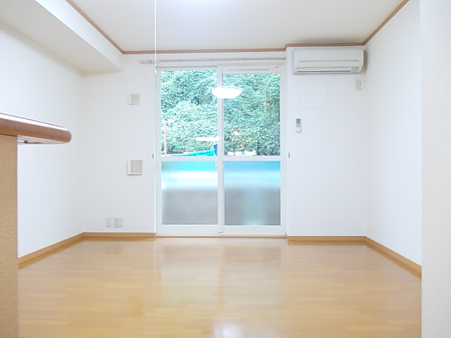 ペルレトゥルムＡ リビング