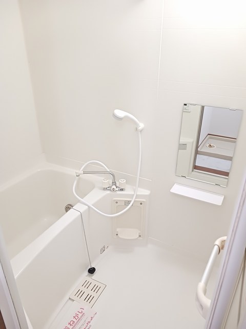 グリーン・ウエルネス 風呂画像