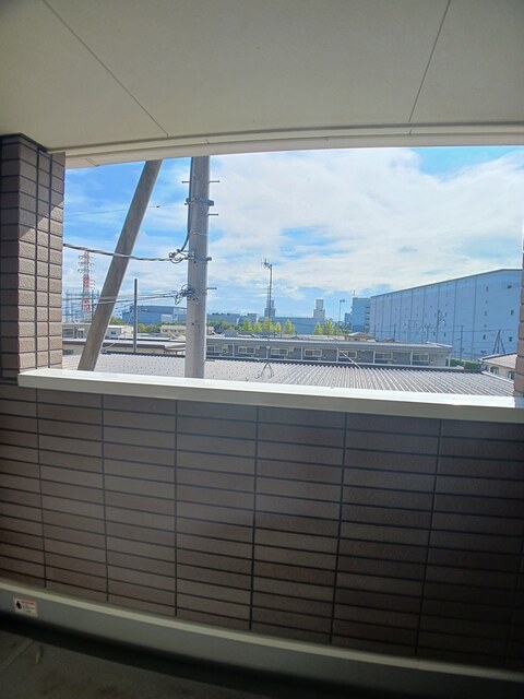 フラットｍ&amp;rsquo;ｓ－１ ベランダ