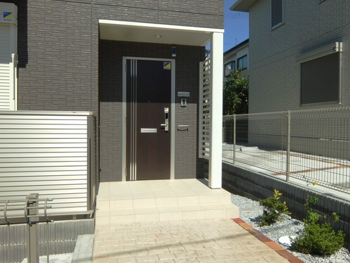 アヴェニールⅠ 玄関