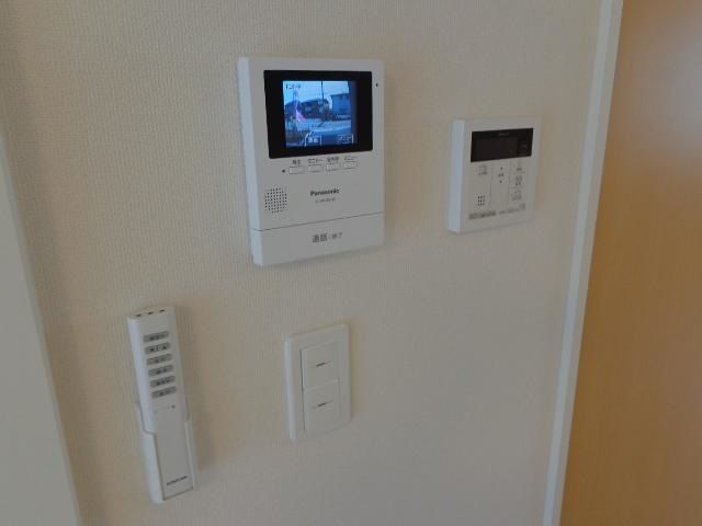 ヴェルジェ　コリーヌ（Ｖｅｒｇｅｒ　Ｃｏｌｌｉｎｅ） その他2