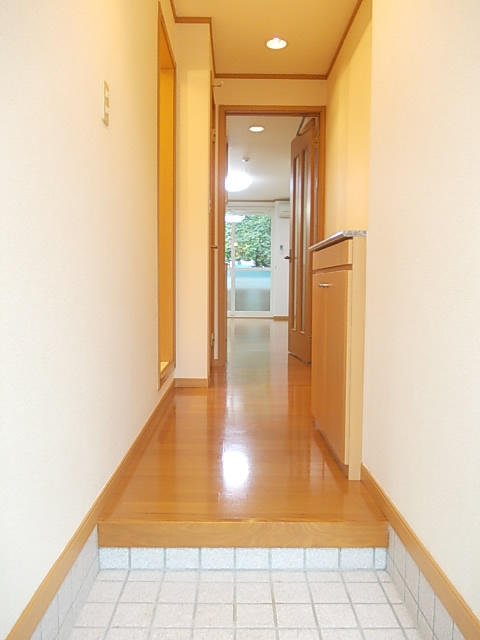 ペルレトゥルムＡ 玄関