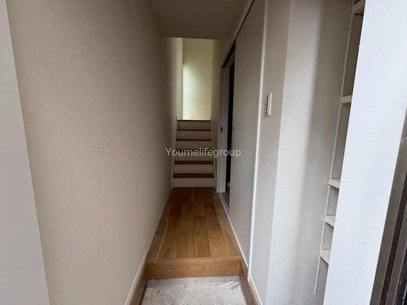 ラフィナコスタ  玄関