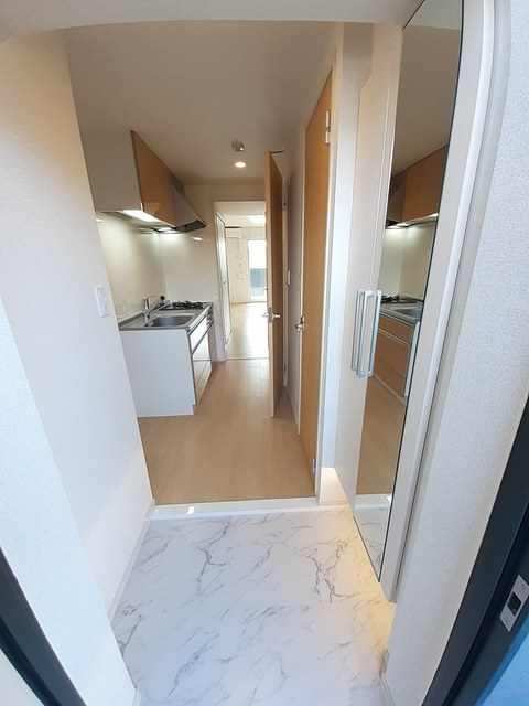 フィオーレ三の丸 玄関