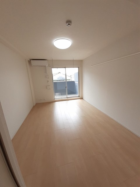 フィオーレ三の丸 リビング