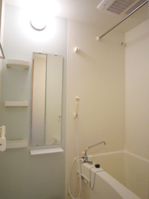 シュティル湘南 風呂画像