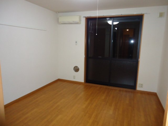 フローラーリア湘南 リビング