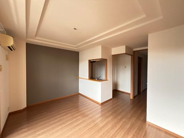 エルマルム リビング