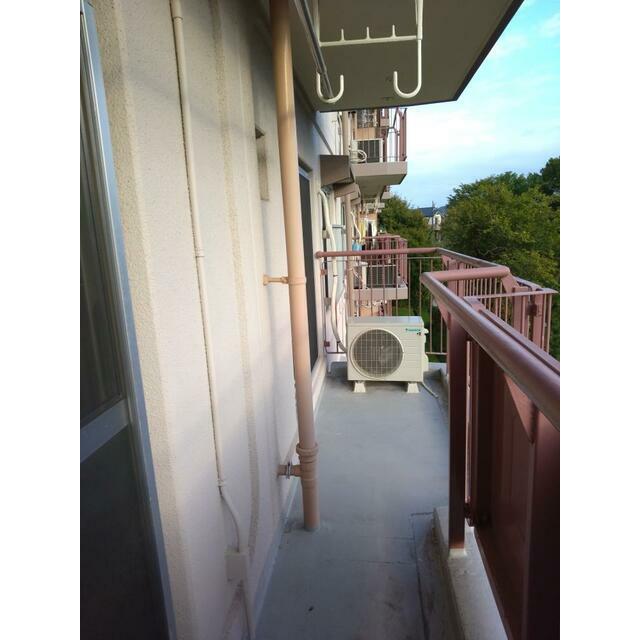 くず葉団地１号棟 ベランダ