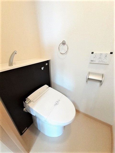 ロイヤルステイツ その他4